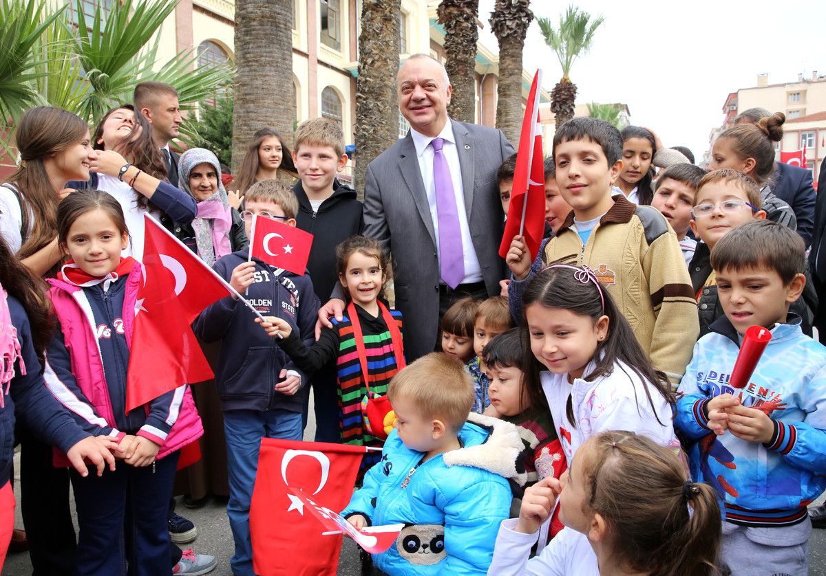 Başkan Ergün\'e Sevgi Seli