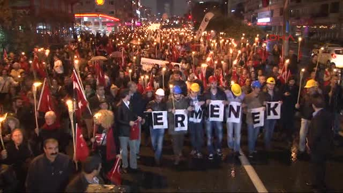 Beşiktaş\'ta Fener Alayı...