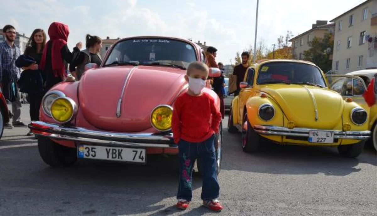 Down Sendromlu ve Lösemili Çocuklardan Cumhuriyet Bayramı Kutlaması