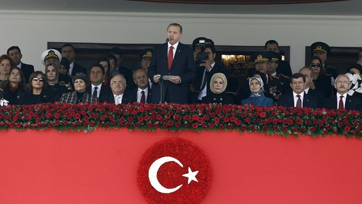 Erdoğan Bir Geleneği Daha Yıktı