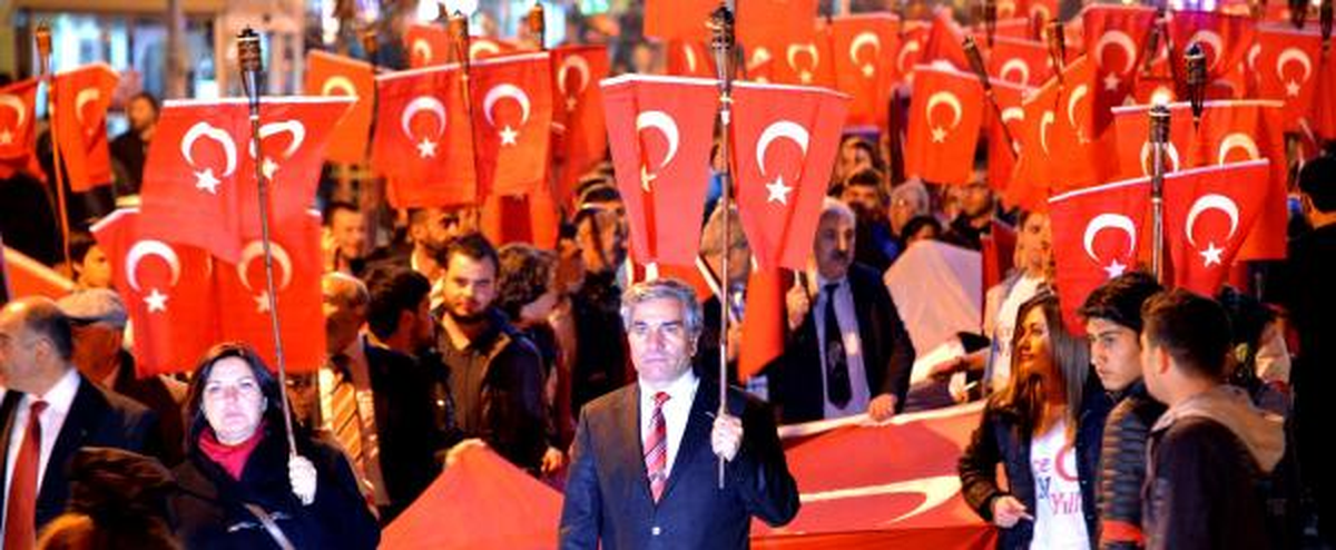 Erzurum\'da Cumhuriyet Yürüyüşü