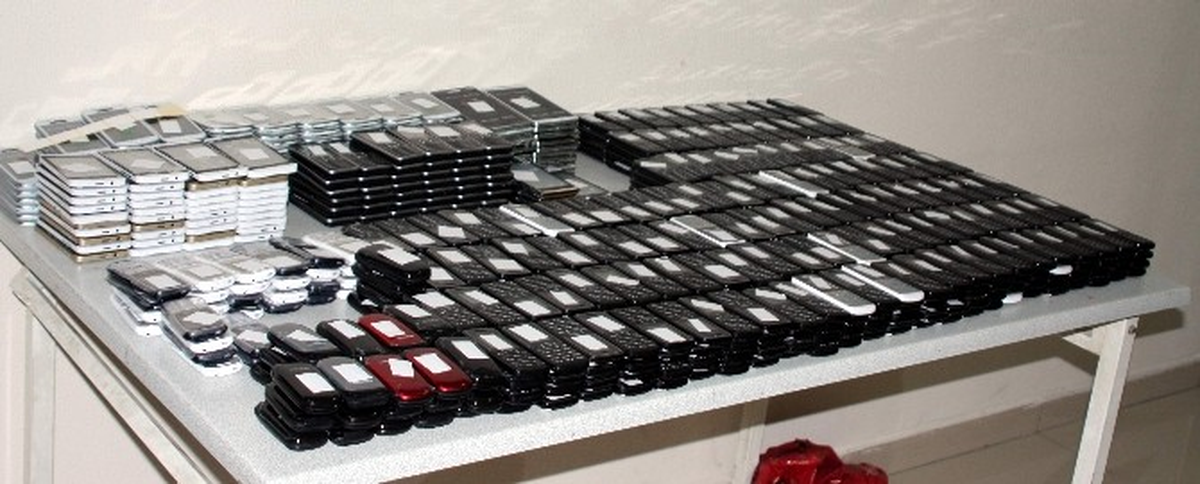 Kaçakçıya Çevirme: 400 Adet Kaçak Telefon Ele Geçirildi