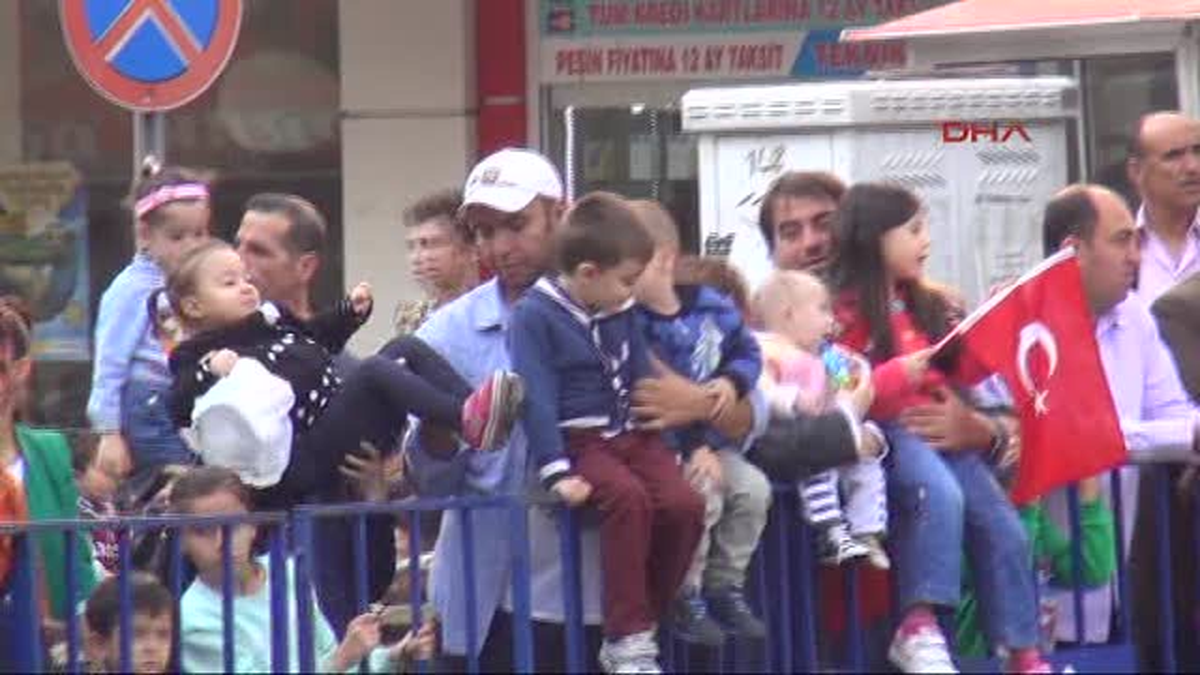 Kahramanmaraş\'ta Cumhuriyet Bayramı Kutlandı
