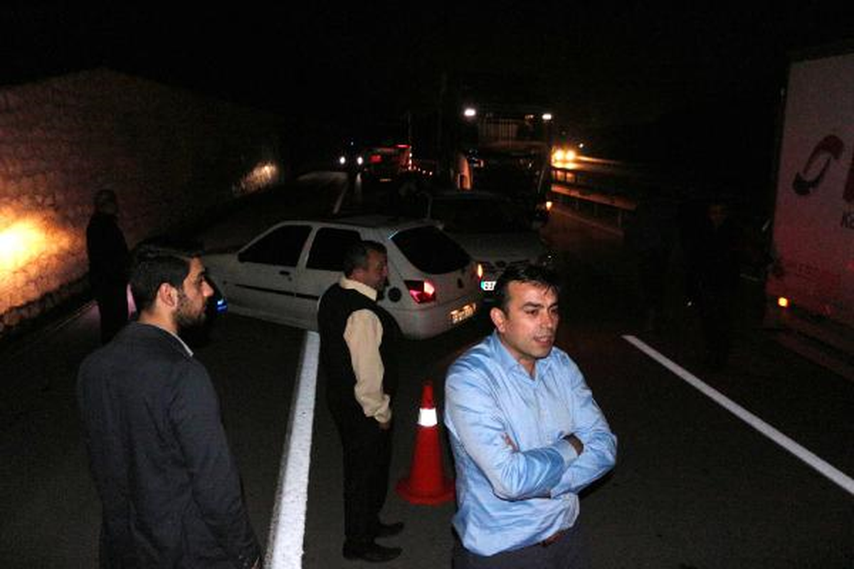 Kaya Parçaları Yola Düştü, Ulaşım Durdu