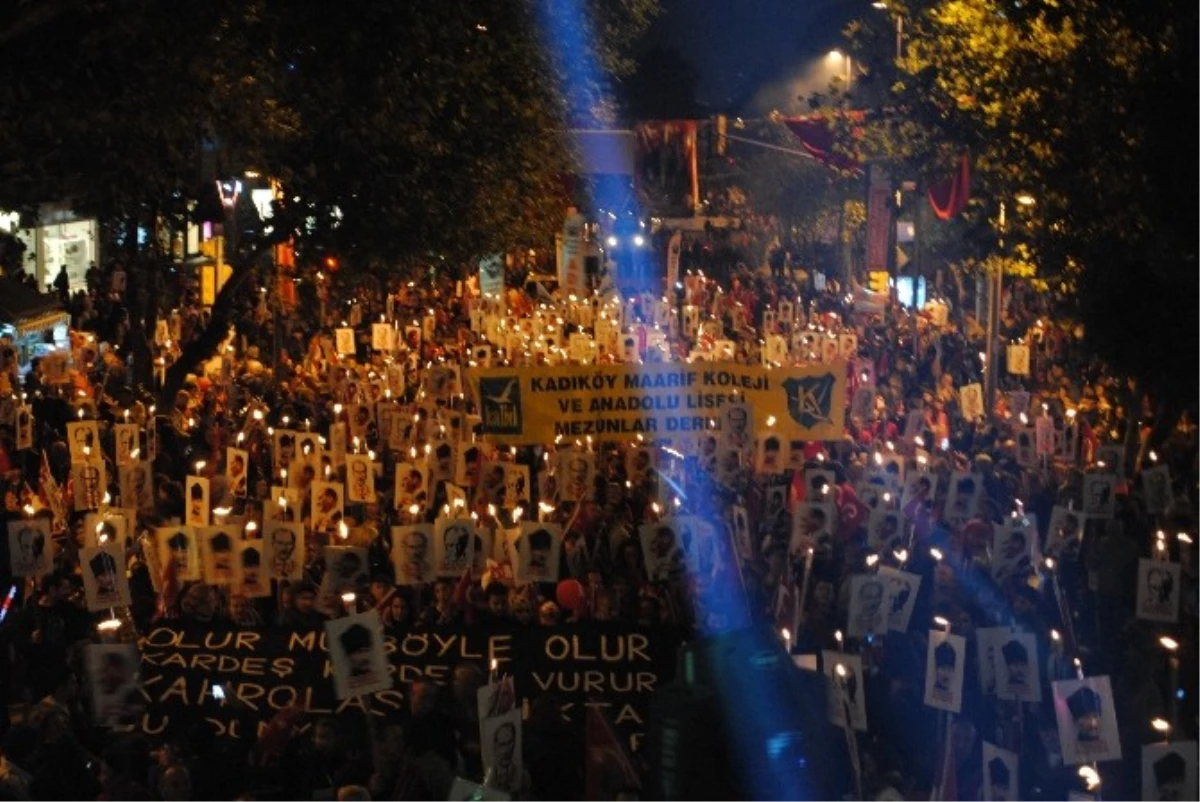 Kılıçdaroğlu: "Biz Kaçak Saraylarda Cumhuriyeti Asla Kutlamayacağız"