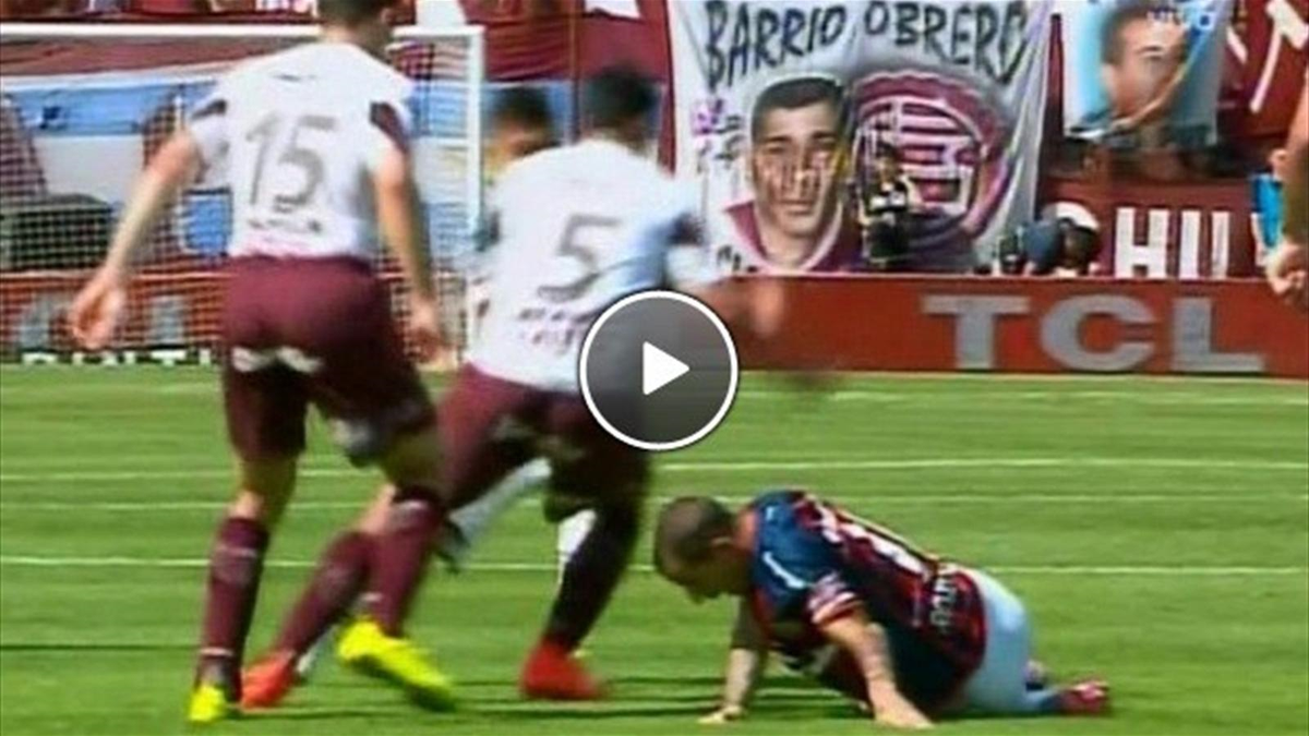 Leandro Romagnoli Çalım Atmak İsterken Kolunu Kırdı!