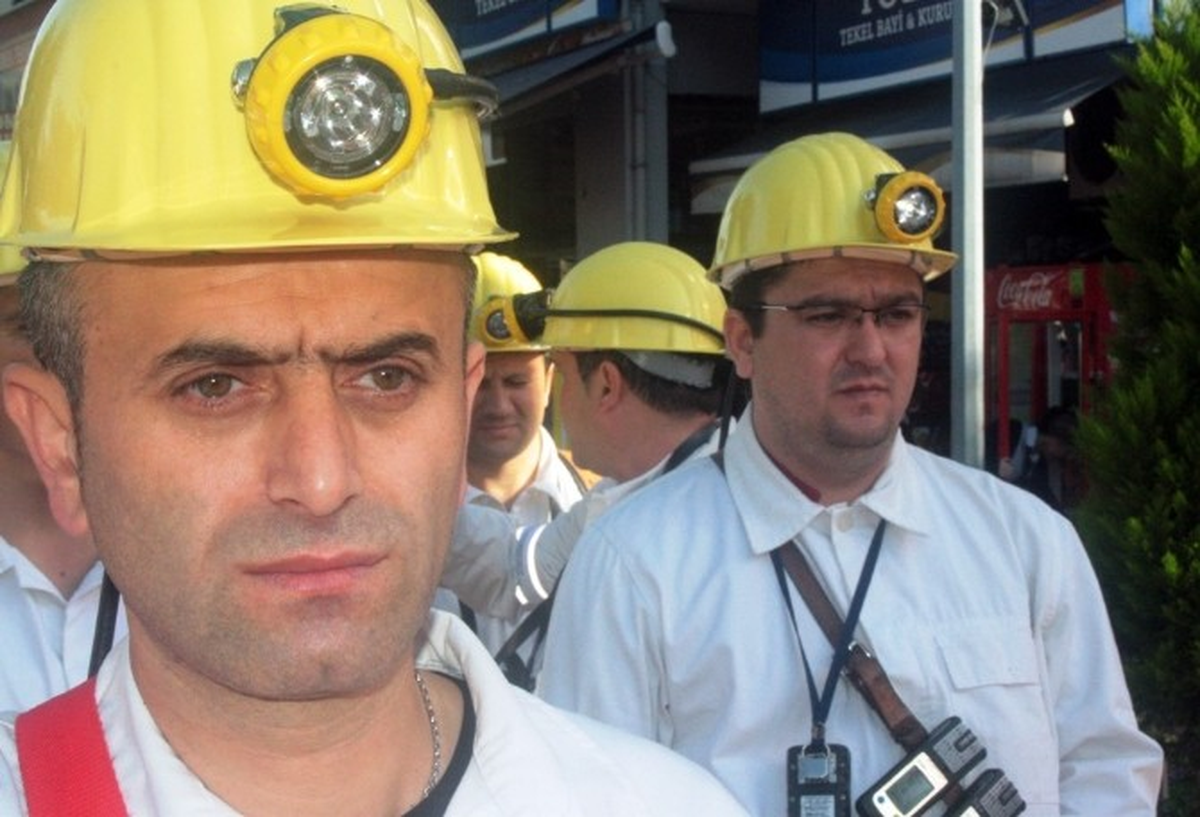 Madencilerden Buruk Kutlama