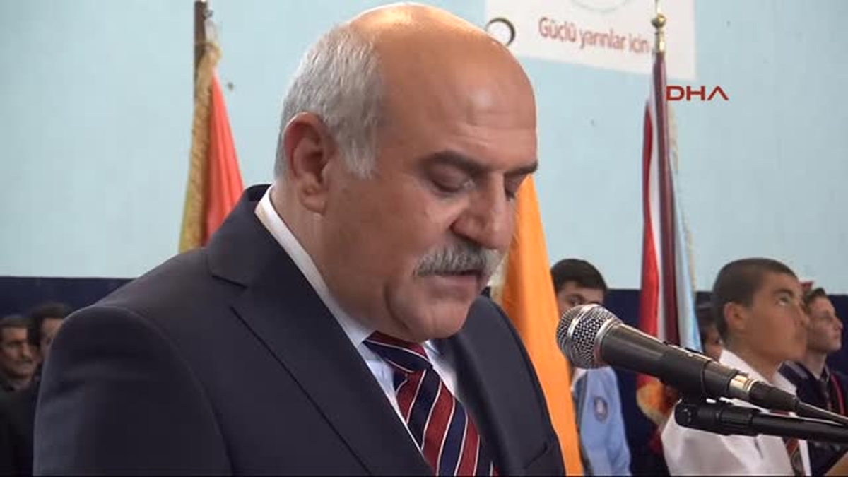Şırnak Valisi Cumhuriyet\'in 91\'inci Yılında Cudi Dağı\'nı Deldik
