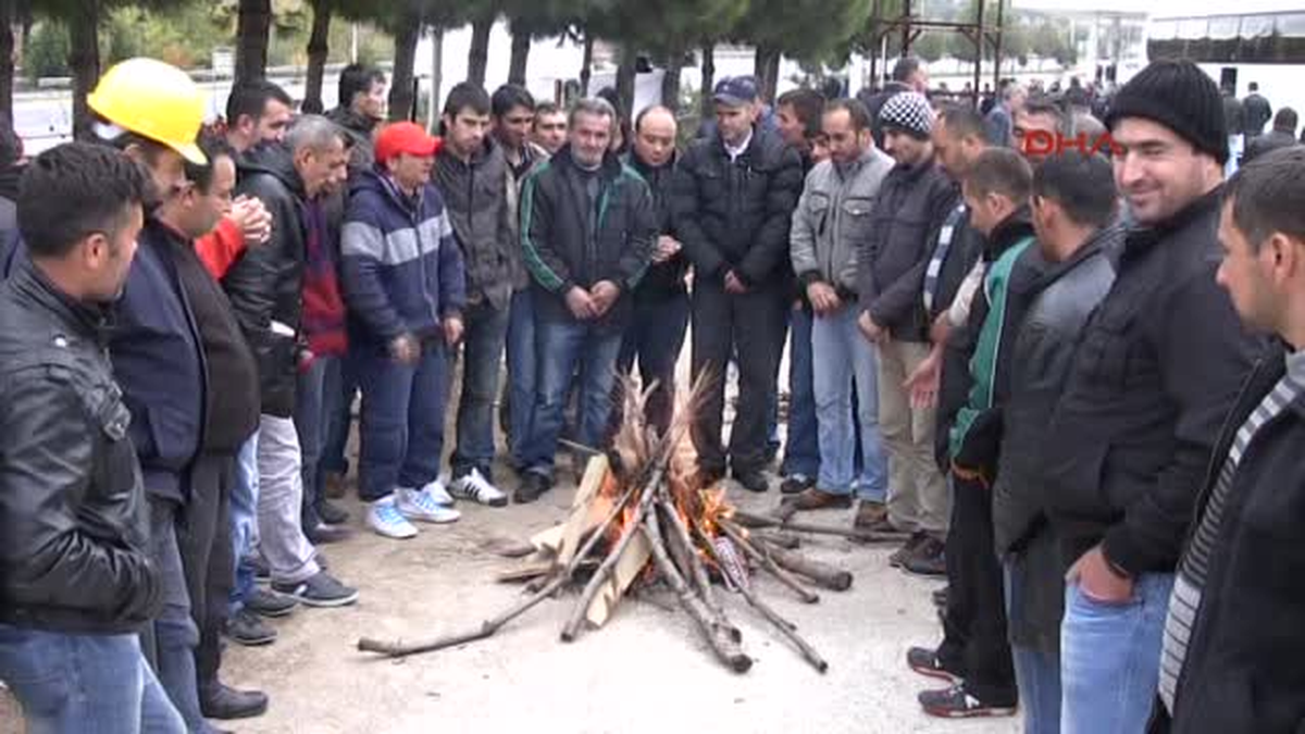 Somalı Madencilerin Uşak\'taki Bekleyişi Sürüyor