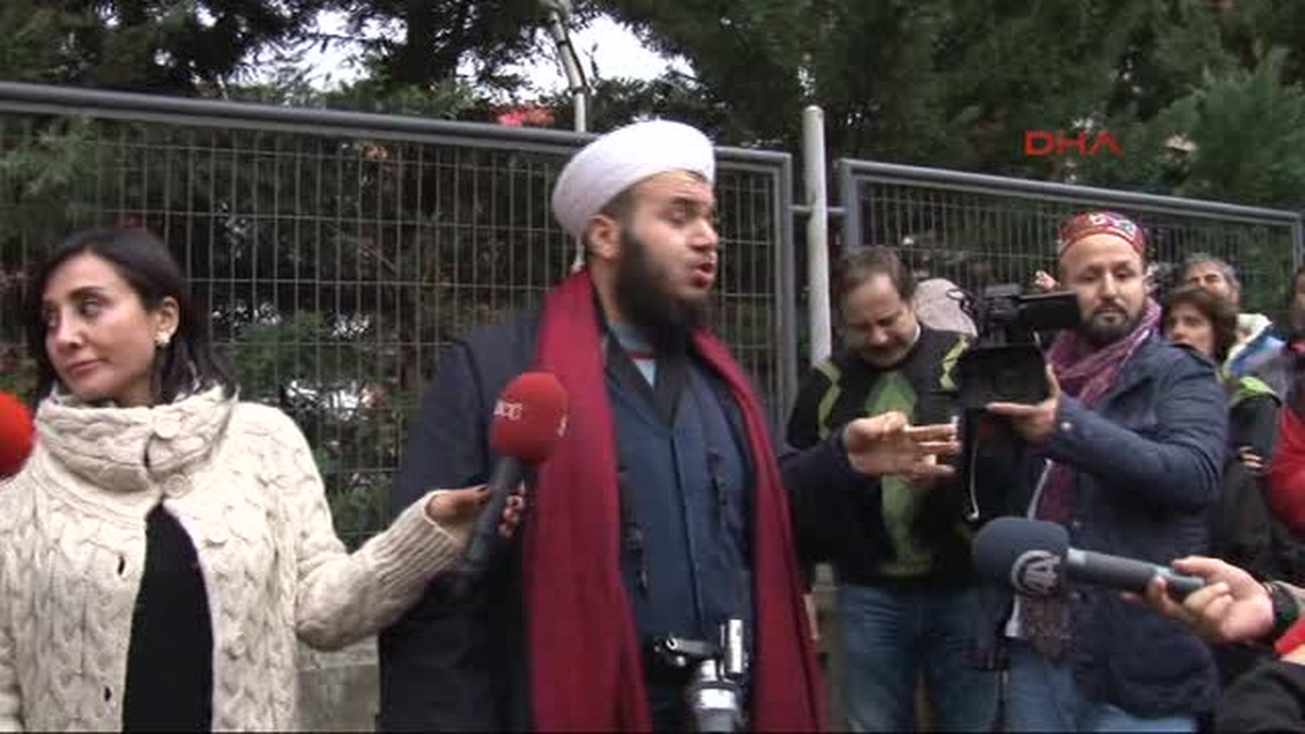 Validebağ\'da Çekim Yapan Cübbeli 2 Kişi Alandan Uzaklaştırıldı