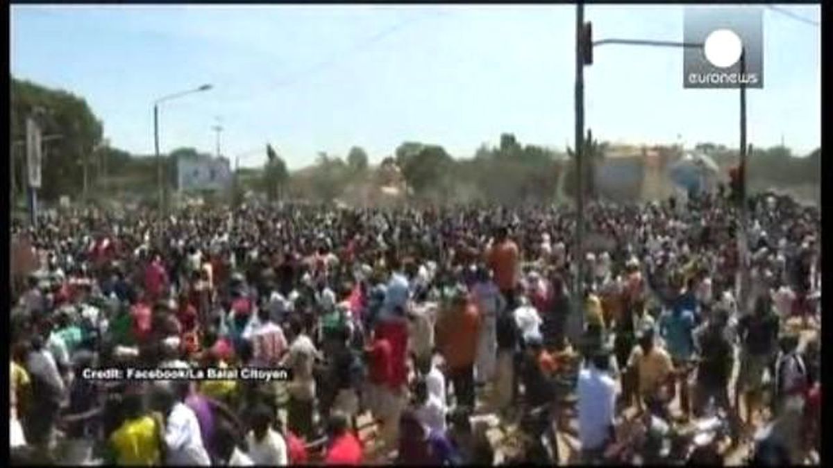 Burkina Faso\'da Eylemler Şiddetlendi