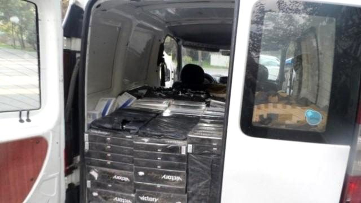 Jandarma 11 Bin 500 Paket Kaçak Sigara Ele Geçirdi
