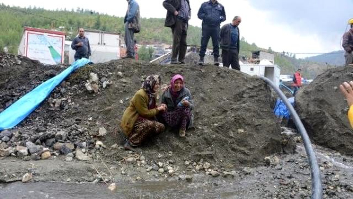 Maden Faciasında Üçüncü Gün; 18 İşçi İçin Mucize Bekleniyor(4)