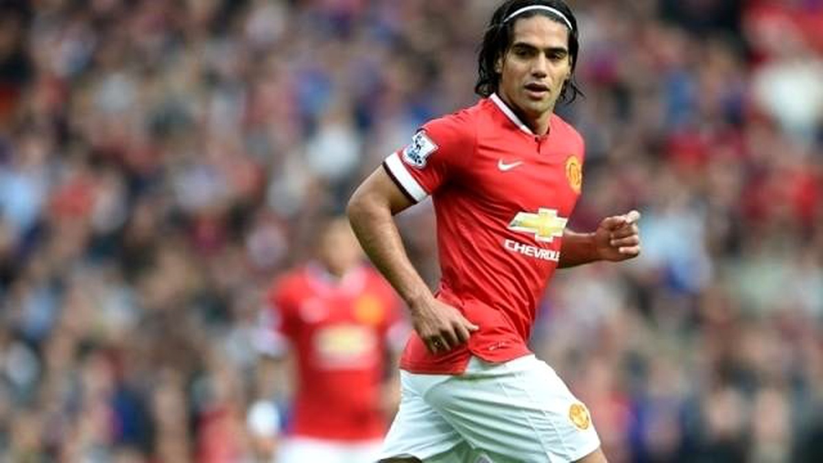 Manchester United Falcao\'yu 56 Milyona Bitirdi!