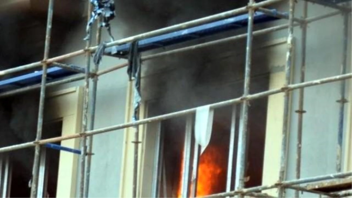 Ordu\'da Belediye Hizmet Binası İnşaatında Yangın