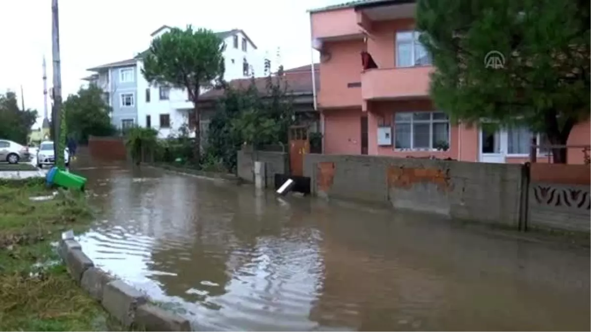 Sağanağın Ardından Temizlik Çalışmaları Sürüyor