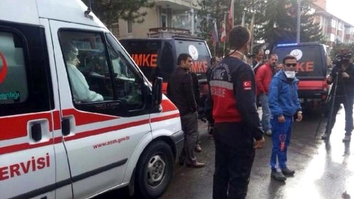 Ankara'da Üç Büyükelçiliğin Bulunduğu Binada 'Sarı Toz' Alarmı