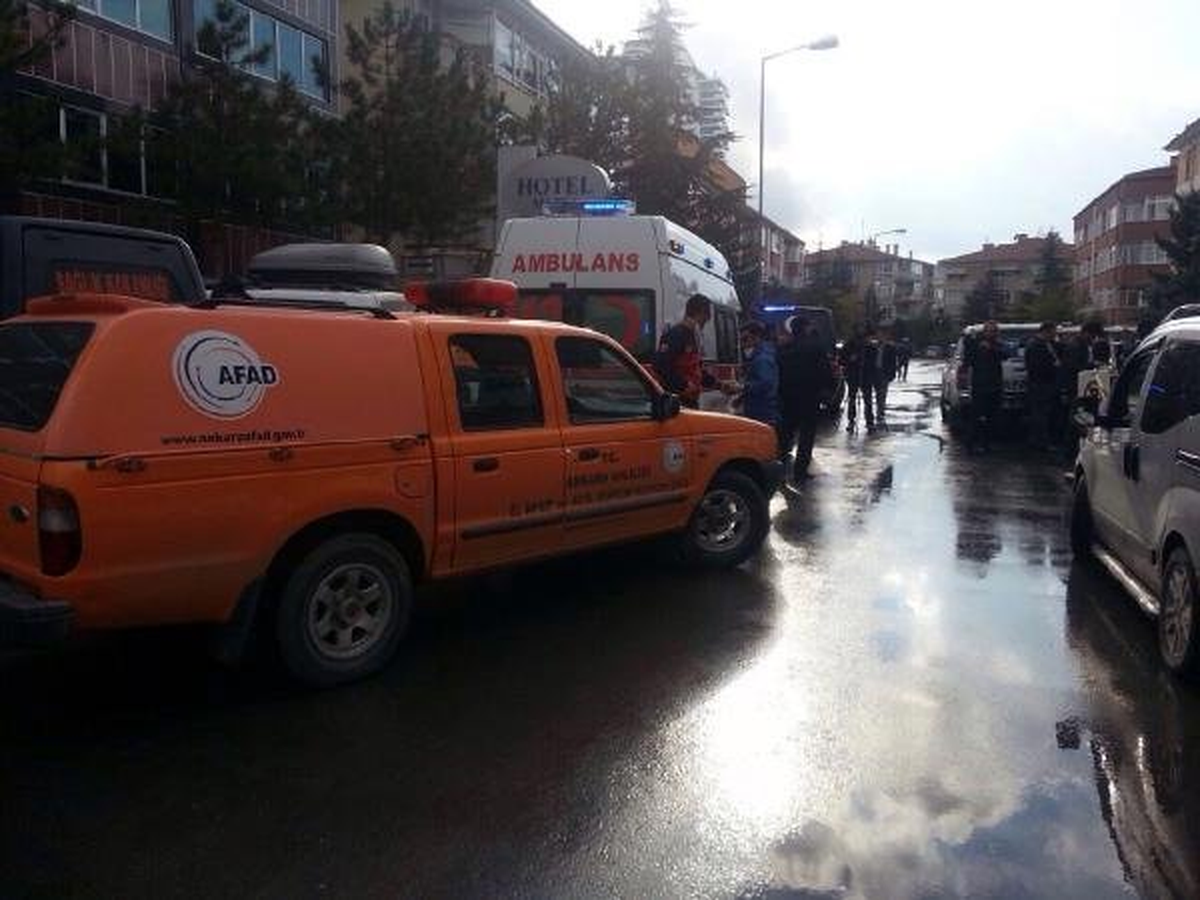 Üç Büyükelçiliğin Bulunduğu Binada Sarı Toz Alarmı (2)