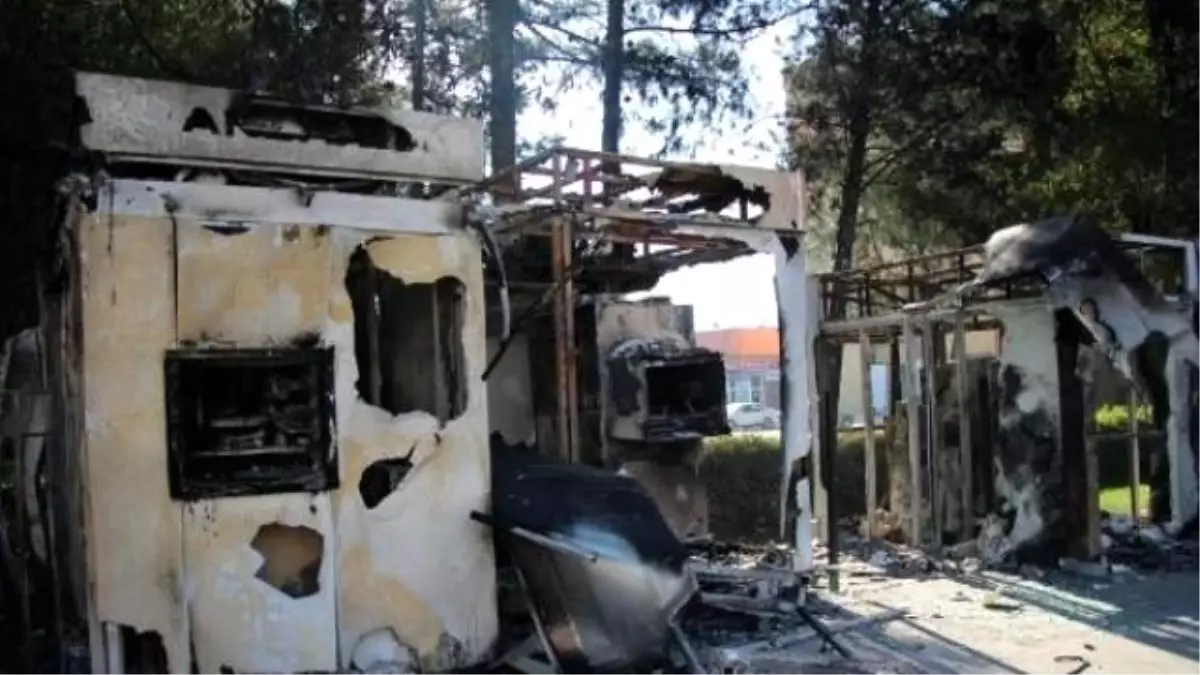 HDP\'nin Kobani İçin Sokağa Çıkma Çağrısı