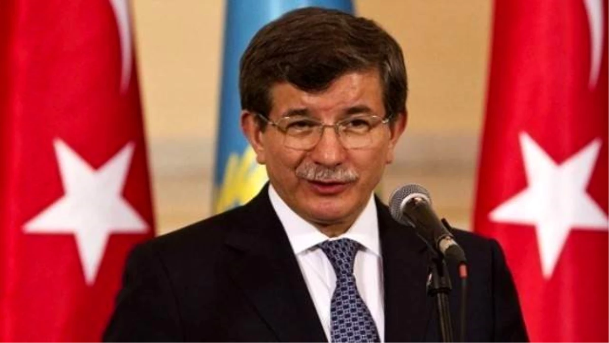 Davutoğlu, Kars\'ın Kurtuluş Yıl Dönümünü Kutladı