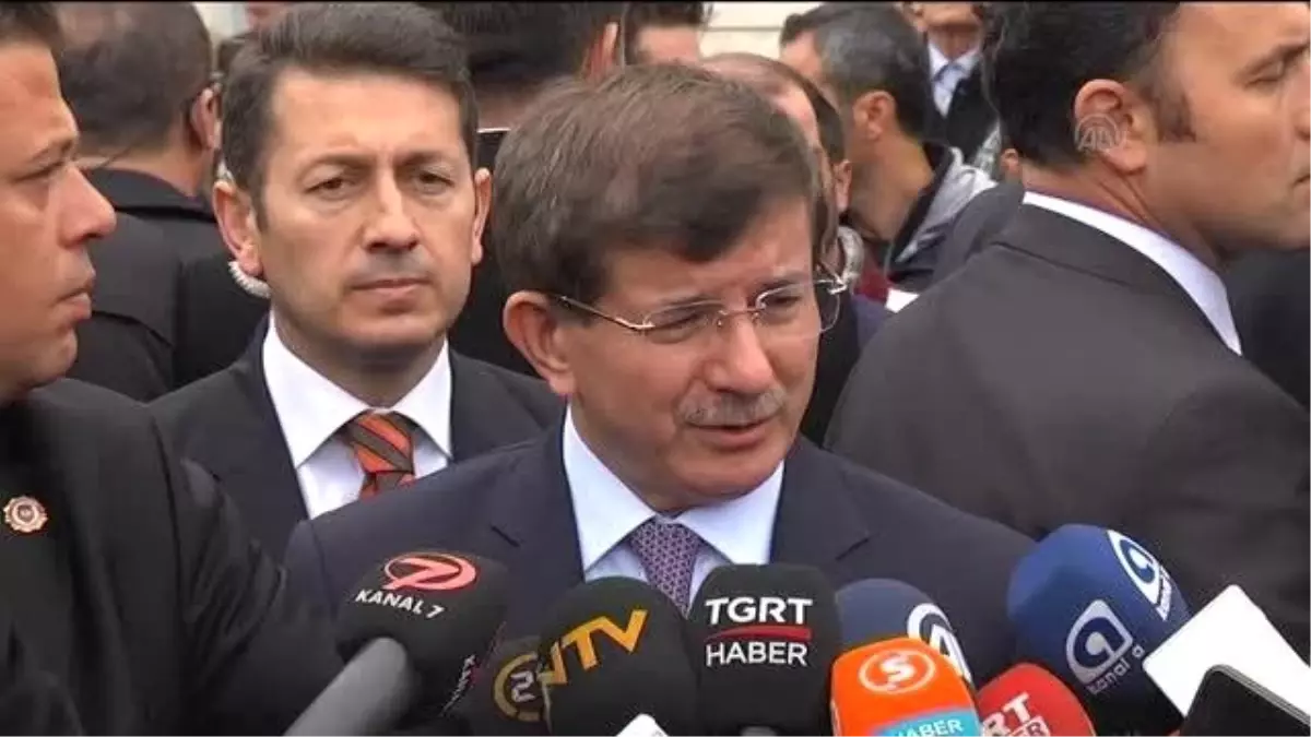 Davutoğlu: "Kesinlikle Kamu Düzeninin Bozulmasına İzin Verilmeyecek"