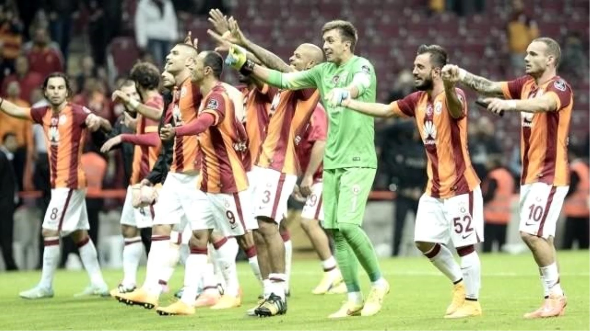 Galatasaray\'ın Kasımpaşa Maçı 11\'i Belli Oldu! Sabri Kadroda Sneijder Yedek