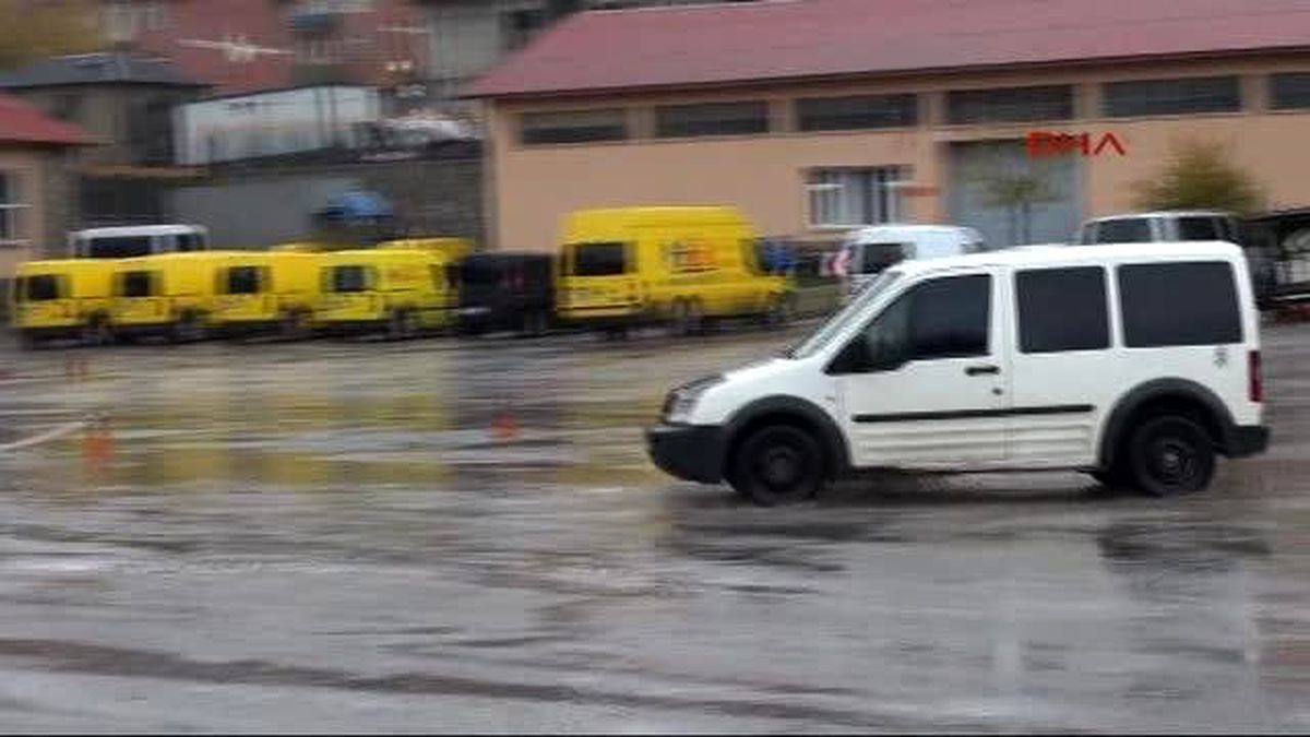 Hakkari\'de Polise İleri Sürüş Eğitimi