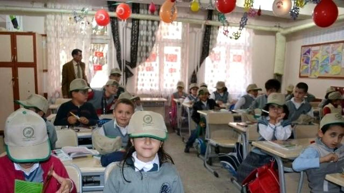 Iğdır\'da \'Ağaç ve Hayvan Sevgisi\' Semineri