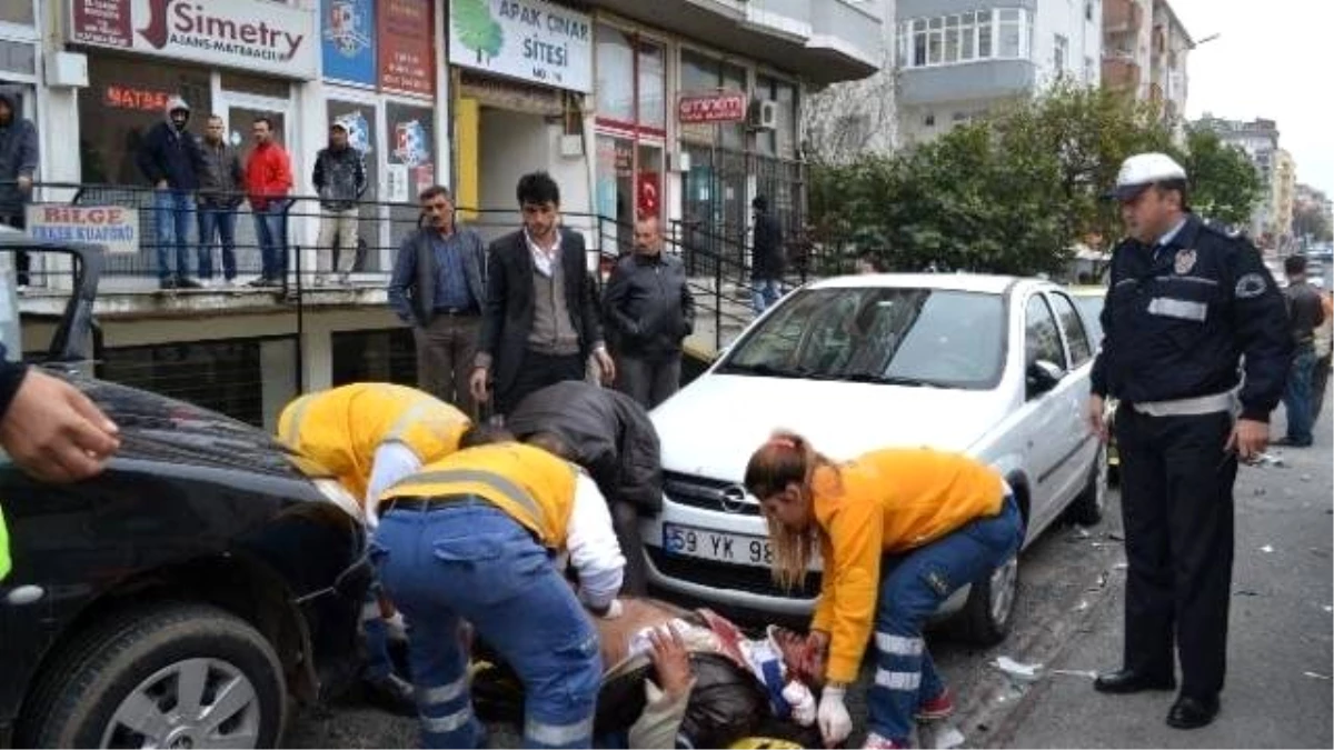 Tekirdağ\'da Trafik Kazası: 2 Ağır Yaralı