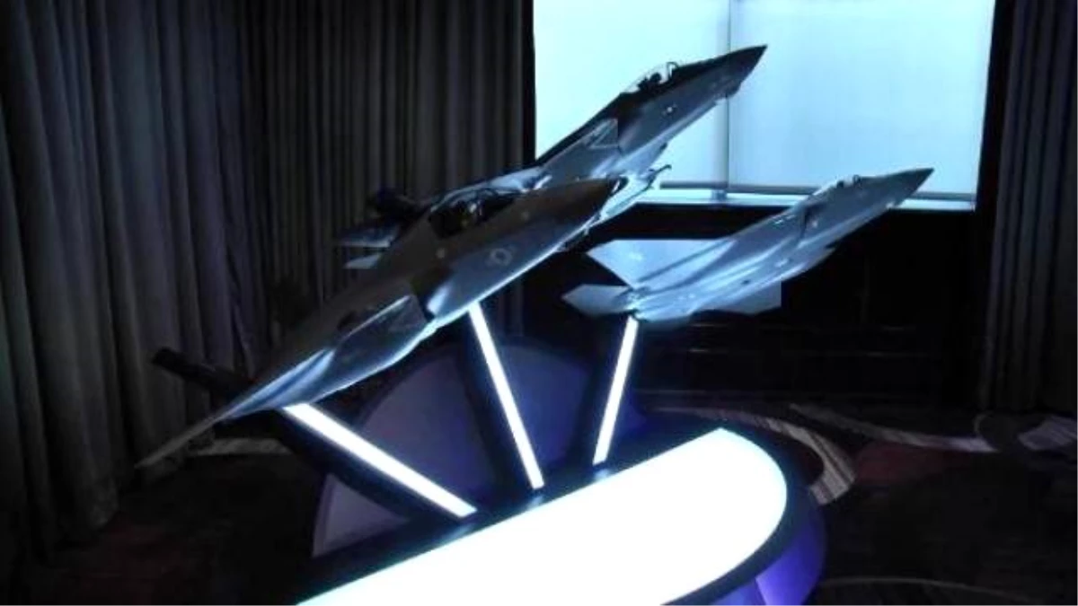 Teknoloji Harikası Savaş Uçağı, New York\'ta Tanıtıldı