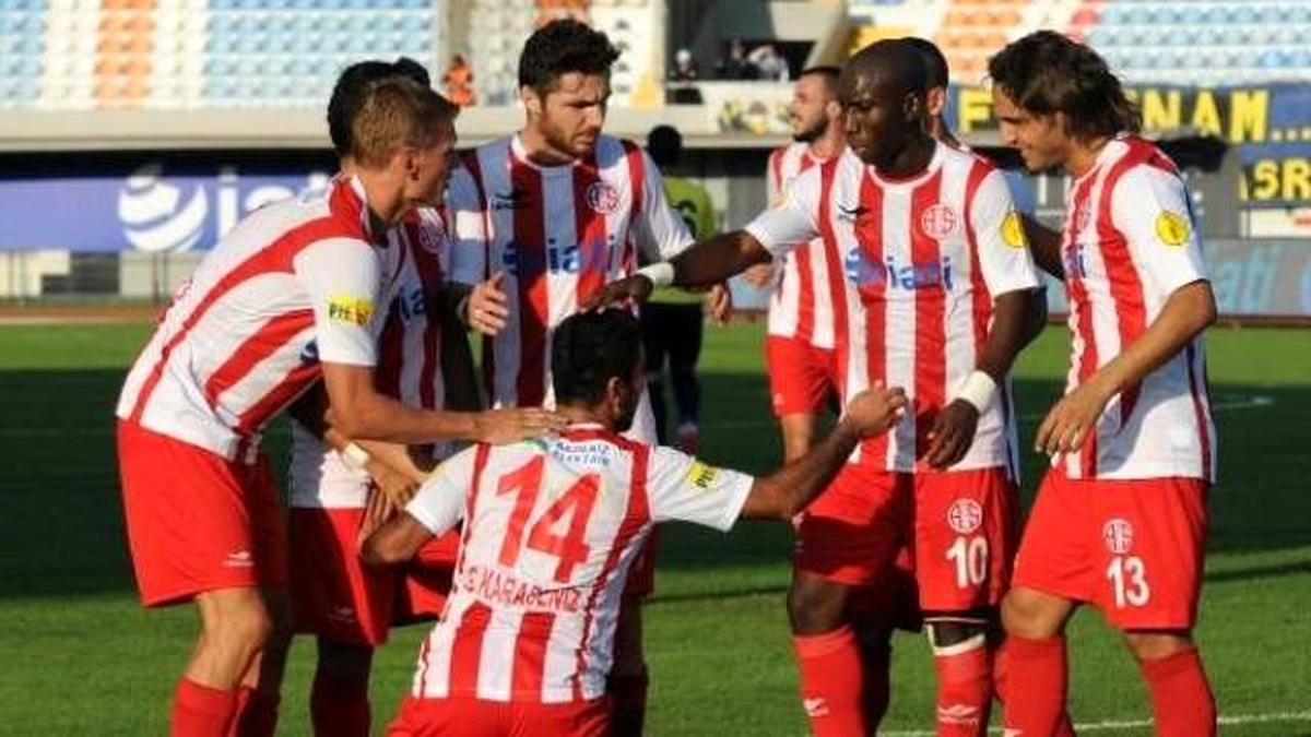 Antalyaspor-Bucaspor Soyunma Odaları