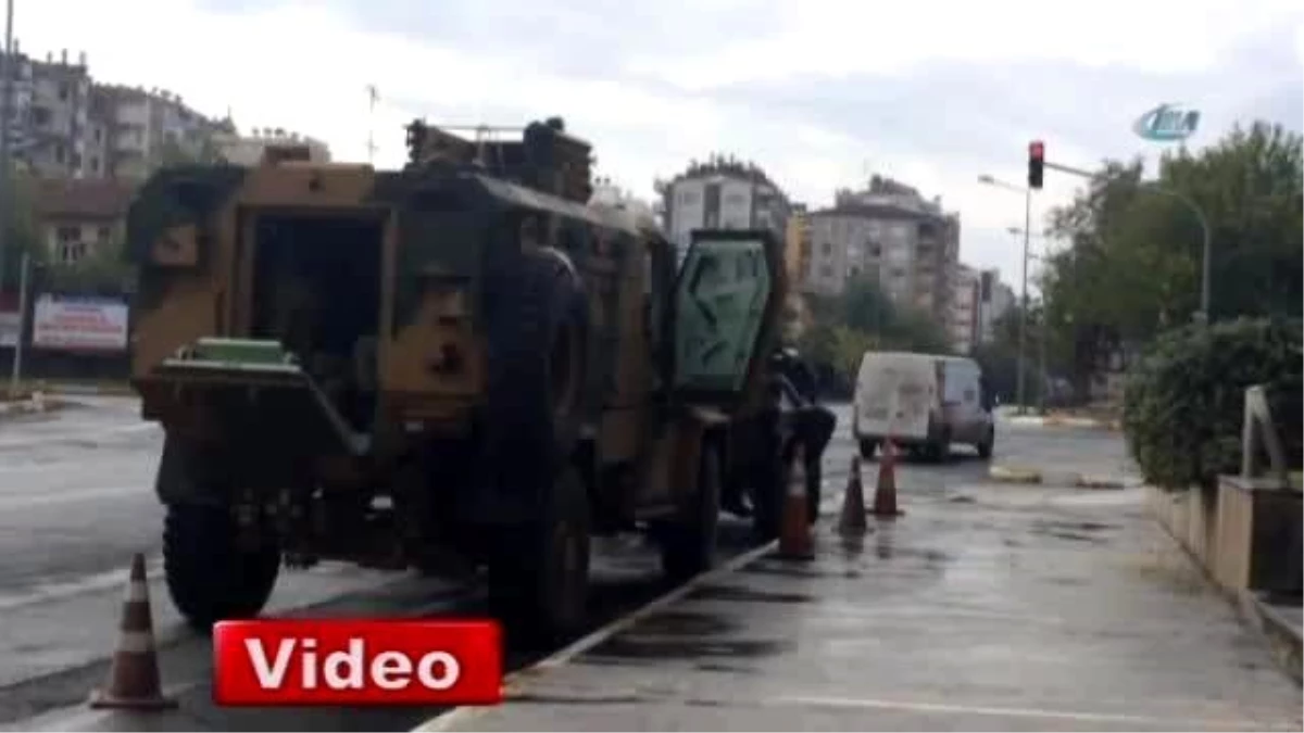 Diyarbakır\'daki \'Kobani Günü\' Yürüyüşünde Korkulan Olmadı