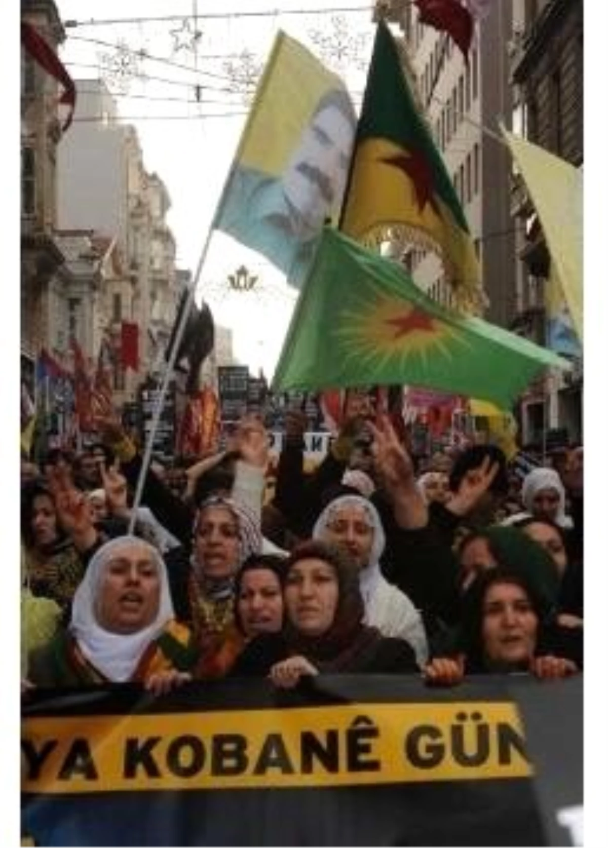 Beyoğlu\'nda 1 Kasım Dünya Kobani Günü Yürüyüşü