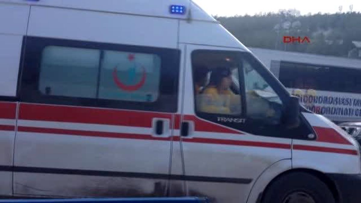Karaman Madende Mahsur Kalan Babalarının Kurtarılmasını Ocağın Yanında Bekliyorlar
