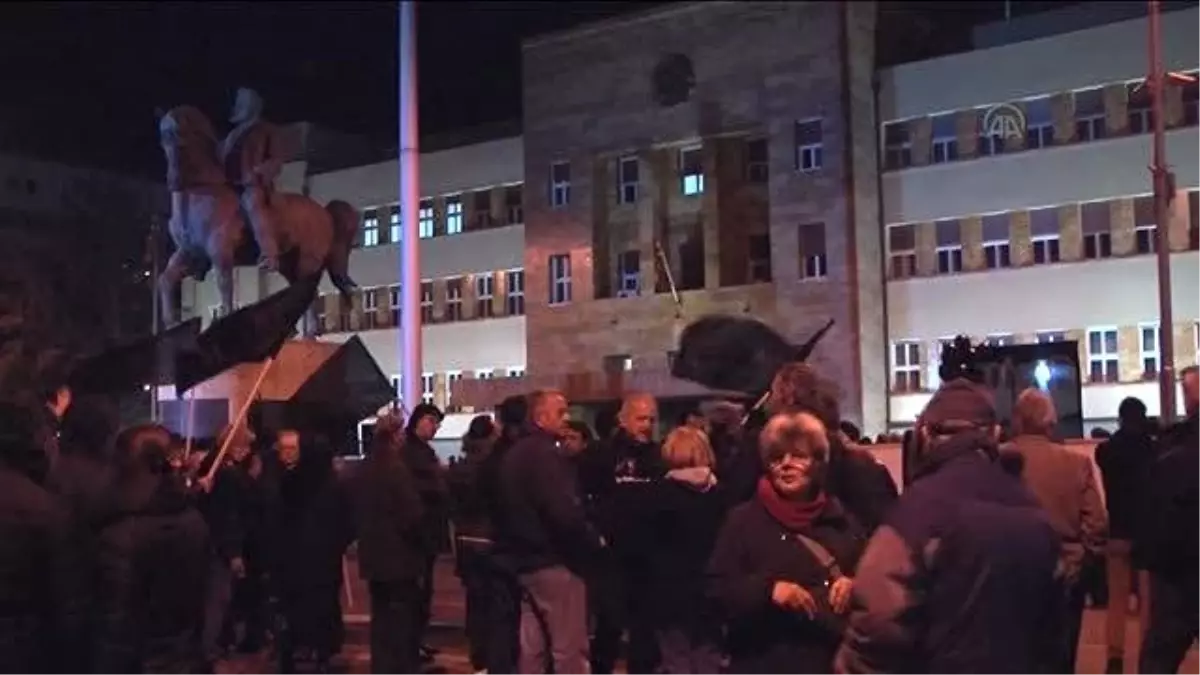 Makedonya\'da Yaşam Standardı Protesto Edildi