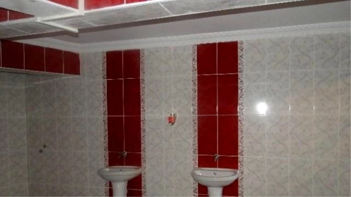 Murat Camii\'nin Tuvaletleri Yenilendi