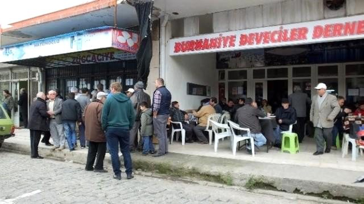 Burhaniye\'de Sezonun İlk Havut Hayırı Yapıldı
