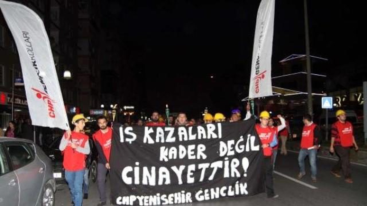 CHP Ermenek\'te Maden İşçisi İçin Yürüdü