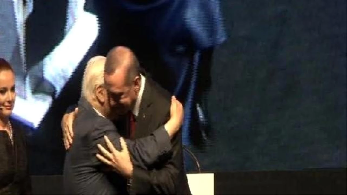 Erdoğan, Necip Fazıl Ödülleri Törenine Katıldı