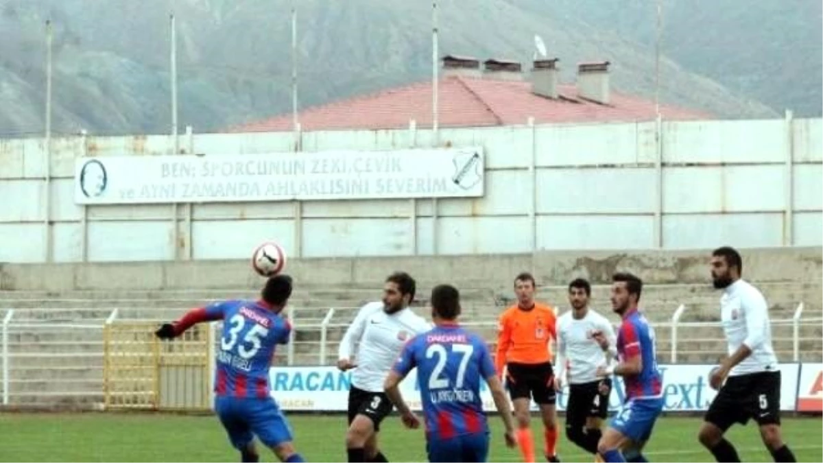 Erzincan Refahiyespor-Dardanelspor: 0-0