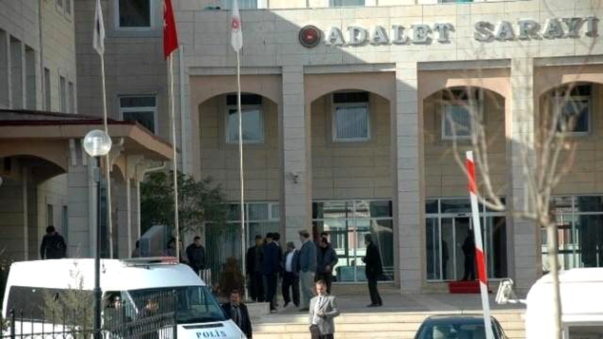 Siirt\'te Kobani Olaylarına Karışan 3 Kişi Tutuklandı