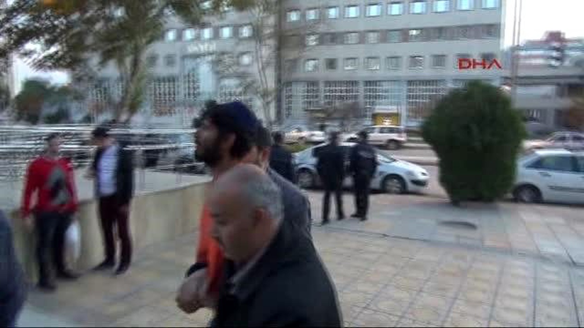 Tartıştığı Ağabeyini Bıçaklayarak Öldürdü