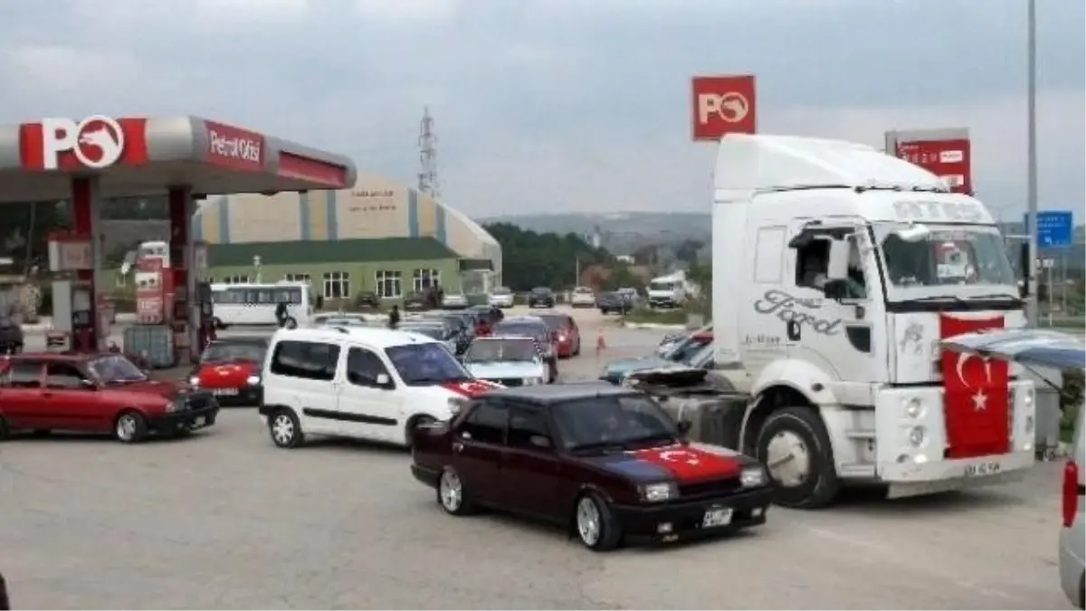 Vezirhanlı Gençler Son Günlerde Yaşanan Olayları Protesto Etti