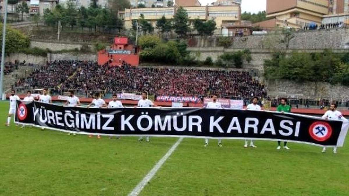 Zonguldak Kömürspor\'dan "Ermenek" İçin Anlamlı Pankart