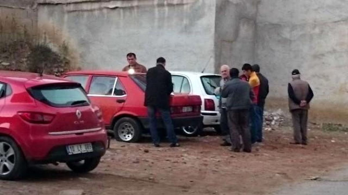 Aracı Bırakıp Ruhsatı Çaldılar