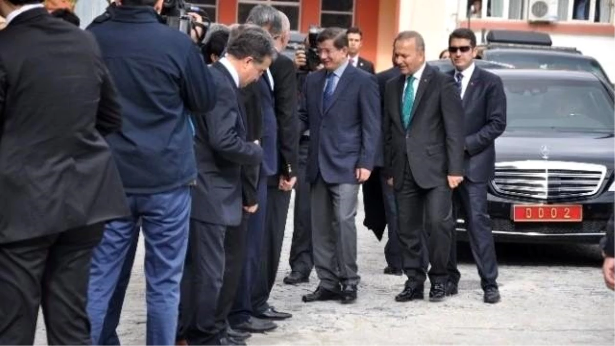 Başbakan Ahmet Davutoğlu Afyonkarahisar\'da