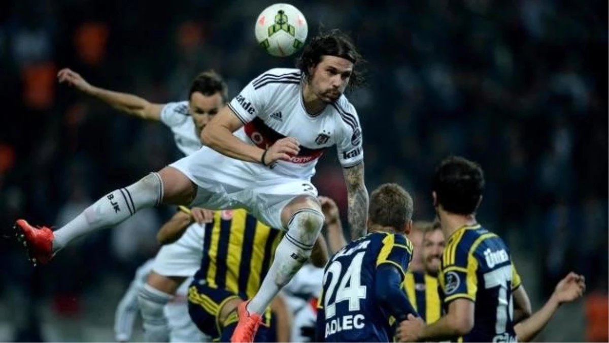 Beşiktaş-Fenerbahçe Maçında İlklerin Gecesi Oldu