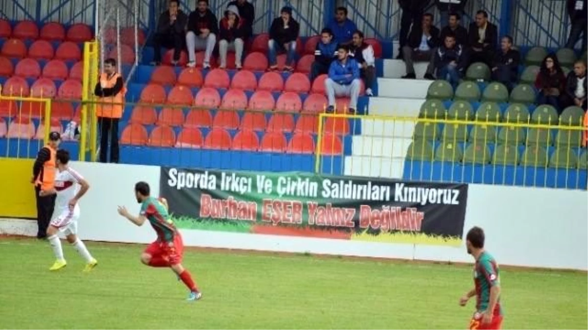 Futbolcu Burhan Eşer\'e Diyarbakırlı Taraftarlardan Destek