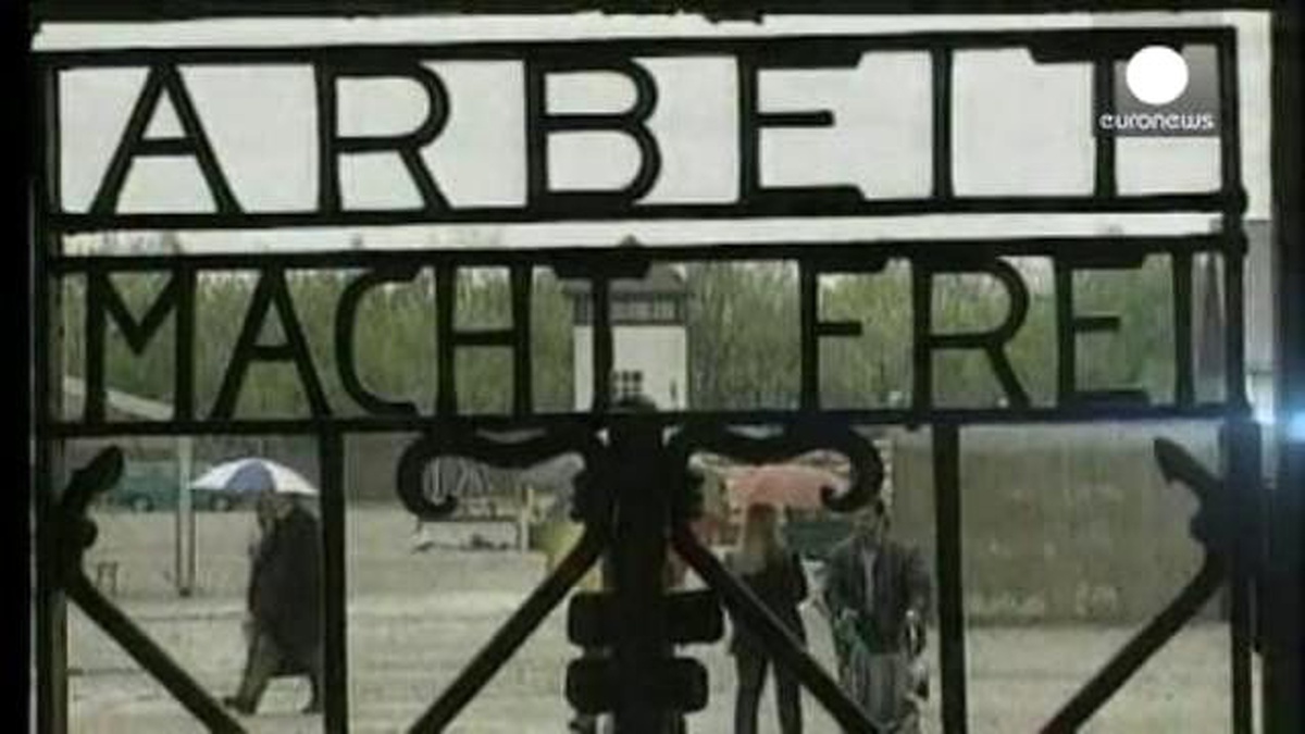 Dachau Toplama Kampının Kapısı Çalındı