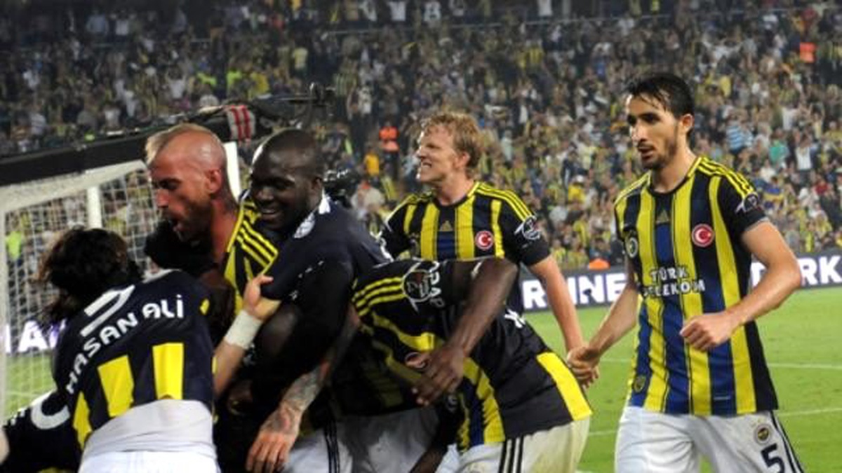 Fenerbahçe\'de Derbi Galibiyeti Sevinci